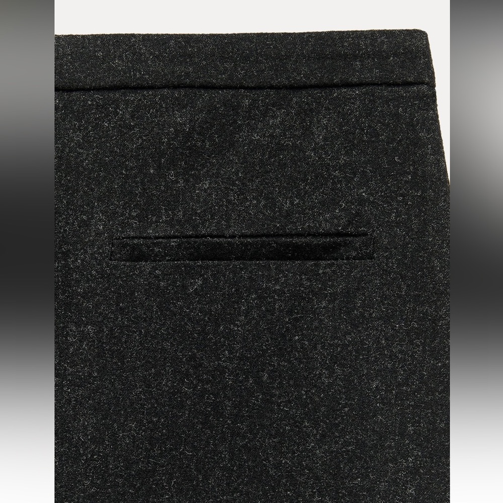 ✨SALE ✨ ZARA SLIT WOOL BLEND SKIRT ZW COLLECTION
✨SALE ✨ - Picture 11 of 14